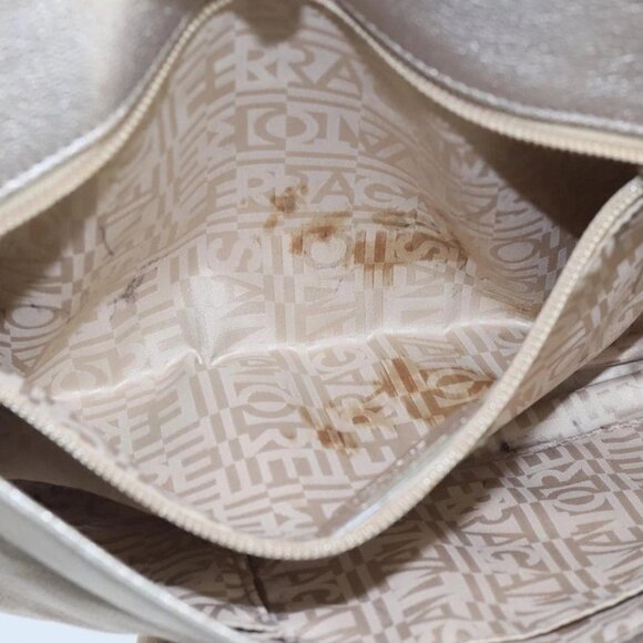 Salvatore Ferragamo Vala Shoulder Bag Leather Champagne Gold Auth 104964 - Picture 12 of 16